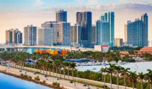 Read more about the article The 12 Best Things to Do in Miami